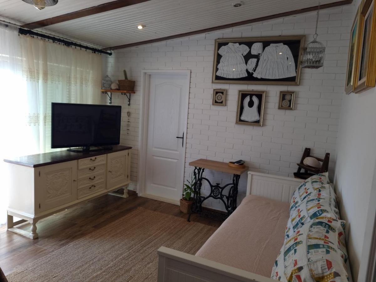 Appartamento Delmar Komiža Esterno foto